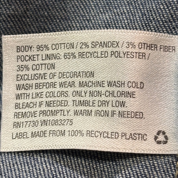 Cat & Jack Girls Size L (10-12) Classic Denim Spring Jacket Snap closure. - Picture 5 of 5